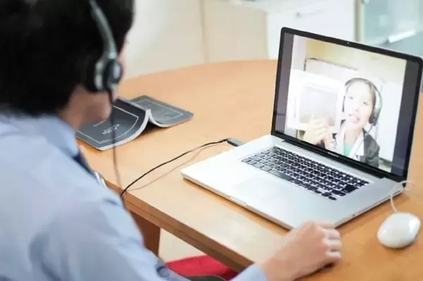 「「来年こそ」を「今」から始める。QQEnglishが年末年始キャンペーンを開始、「初月0円」で2026年の英会話デビューを全力サポート」の画像