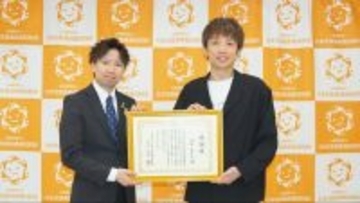 お笑いが子どもたちの未来を支えるアインシュタイン河井ゆずるさん、チャリティー売上を児童養護施設支援へ寄付