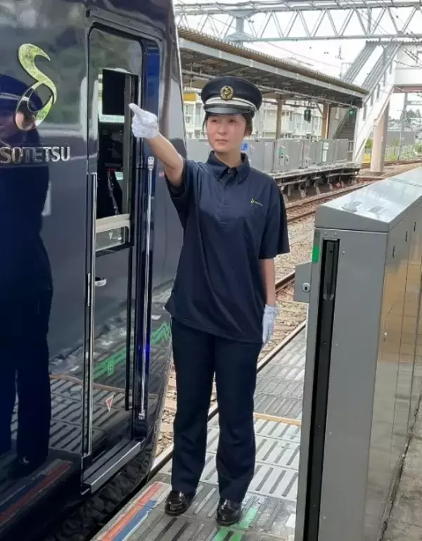 「駅係員・乗務員を対象にポロシャツを導入【相模鉄道】」の画像