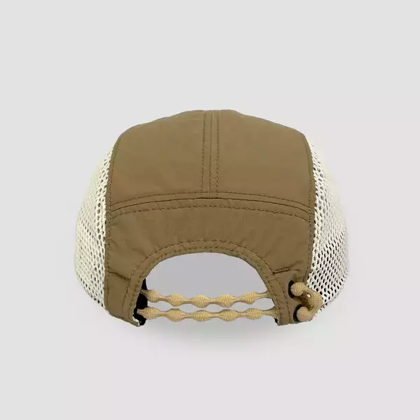 「撥水リサイクルナイロン×軽量メッシュで、春夏を快適に過ごす高機能キャップ」の画像