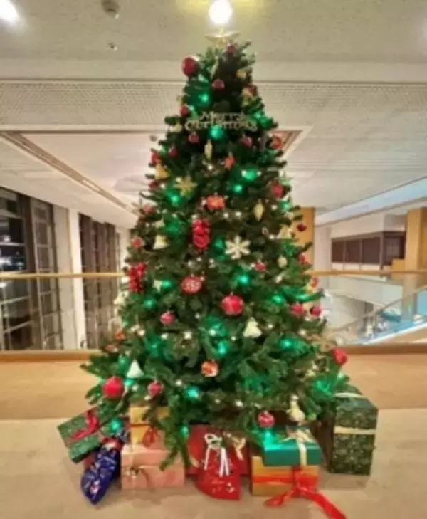 「スペシャルメニューが盛りだくさんの 『鳥羽シーサイドホテル　クリスマスディナーバイキング』を開催」の画像