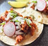 「【最近話題のメキシカンタコスを求めて】 福岡・警固のラテン料理店「cocina（コシーナ）」に潜入」の画像1