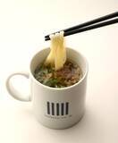 「受賞の味を、立ち食いで伊香保・石段街に熱々マグカップうどん登場」の画像3