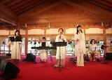 「国内外13カ所の聖地へ捧げた奉納曲を初音源化。声楽家・荒井敦子 7年ぶりのニューアルバム『歌の巡礼～神仏に捧げる祈り～』」の画像2