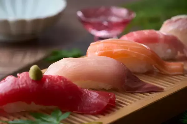 「大江戸温泉物語グループが誇る、かつてない豪華食材にこだわった「大江戸三つ星バイキング」2026年4月より3つのホテル・宿での追加開催が決定」の画像