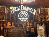 「英国風PUB「HUB」の一部店舗限定！テネシーウイスキー「ジャックダニエル」の装飾を施して営業中です」の画像2