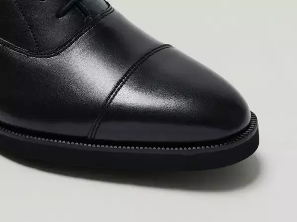 「REGAL｜ 正統派の見た目はそのままに、快適さを追求したニュースタンダード」の画像