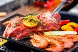 【GWにぴったり！】《難波ビアガーデン BBQテラス なんば心斎橋店》に昼から飲めるランチプランがスタート！手ぶらで楽しめる、後片付け不要の「持ち込みBBQプラン」も登場！