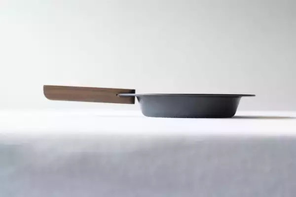 「発売後30分で1000個が即完売！“機能するお皿”DISH GRILL、FIELDSTYLE 2025でも完売次回販売は12月末頃を予定」の画像