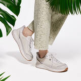 「リカバリーインソール搭載シューズがMODELLOとmadras Walkに登場」の画像2