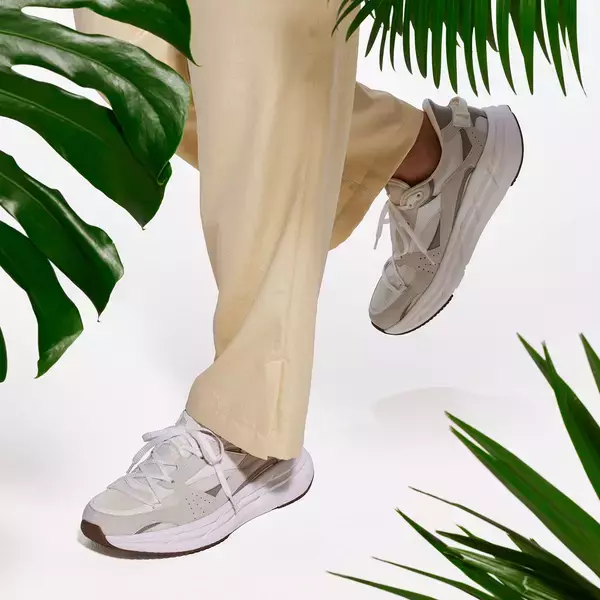 「リカバリーインソール搭載シューズがMODELLOとmadras Walkに登場」の画像