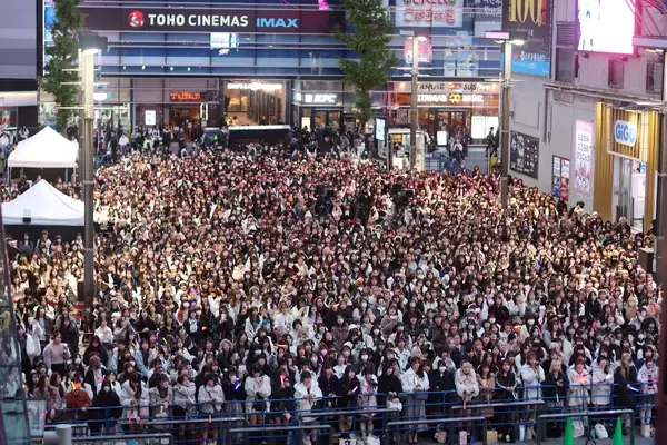 「歌舞伎町のド真ん中で開催した『RINDO PREMIUM LIVE』が記録的な集客！」の画像