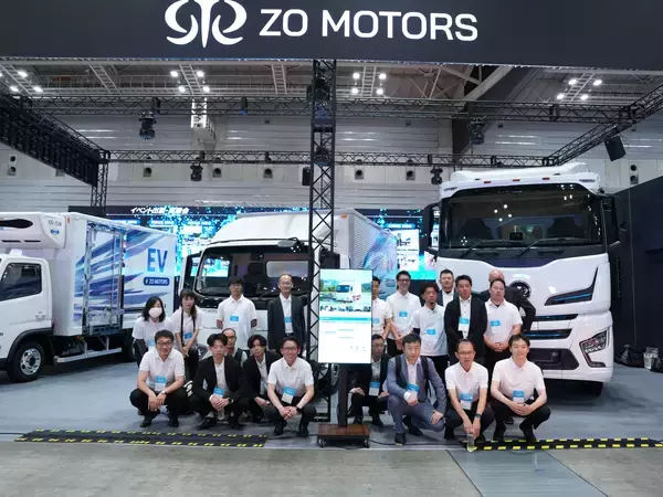 「『日中経営者』、ジャパントラックショー2026で注目を集めたZO MOTORSへの独占インタビューを公開　商用EVの日本市場開拓の軌跡に迫る」の画像