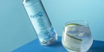 ギリシャ・ヒオス島の天然炭酸水「Mastiqua（マスティクア）」再登場。心とからだを整える、新しい選択肢。