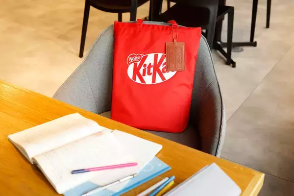 「【付録】受験生や頑張る人を応援！ 「KitKat(R) トートバッグ＆チョコパスケース」が『オレンジページ2/2号増刊』（1/17発売）に」の画像