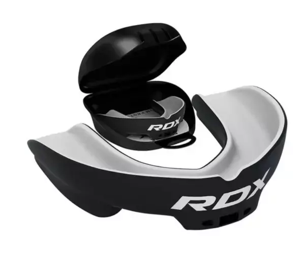 「【英国発格闘技ブランド「RDX SPORTS JAPAN」】SNS等で反響だった、アスリートを起用したブランドムービーの第2弾「マウスピースへのこだわり」を公開！」の画像