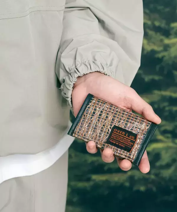 「韓国発・廃材に命を吹き込む「OverLab（オーバーラボ）」最新作は全部が“一点モノ”。新色、新素材、限定モデルが日本初登場」の画像