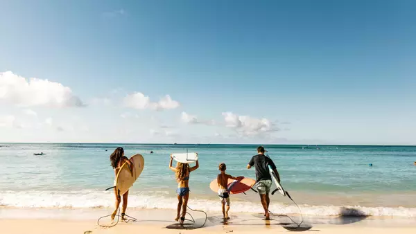 5月16日（土）は旅の日！全米で最も幸せな州1位“ハワイ”の夏休み特集を公開