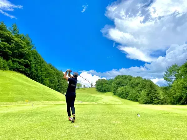 前泊でアクアライン渋滞回避！！千葉県奥房総の老舗旅館「亀山温泉ホテル」が「温泉ハイパフォーマンスゴルフプラン」を販売開始！
