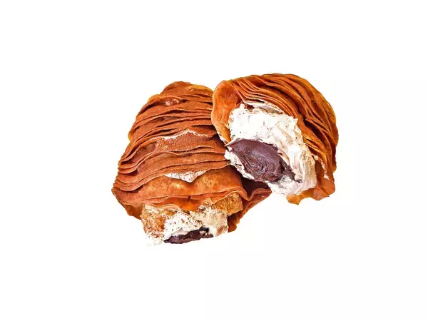 「買ってその場で食べ比べ！　フードコートが充実　「GWグルメフェス」を開催」の画像