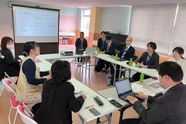 「【保育ICTラボ事業】つくば市「さくら学園保育園」で、こども家庭庁 成育局保育政策課長による視察を実施」の画像