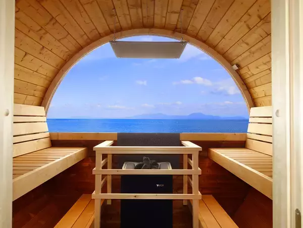 「島原温泉ホテル南風楼の有明海を望む絶景に海の見える「バレルサウナ海樽」が新登場」の画像