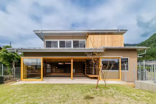 【富士山麓】動物同伴型の1棟貸し古民家宿「ICHI 縁」、11月1日グランドオープン。１日１組限定、富士の絶景を望みながら家族みんなで圧倒的な非日常体験を