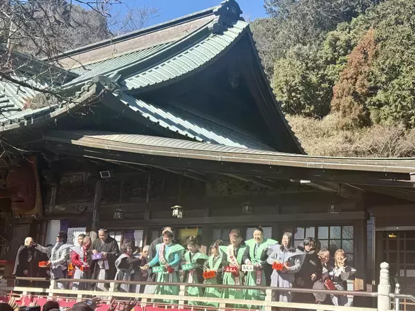 「高尾山に響く「福は内！」 原田悠里、山口ひろみ、北山たけし、大江裕が力強く豆まき！」の画像