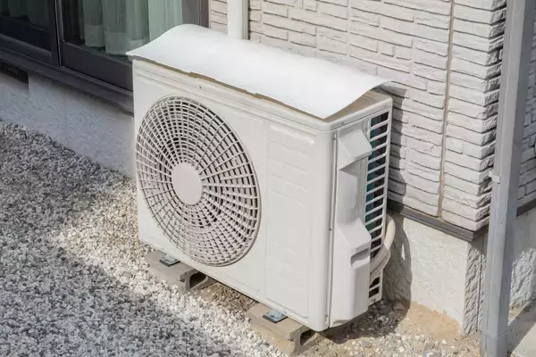 幅調整可能な簡単マグネット取付室外機カバーが12月下旬発売