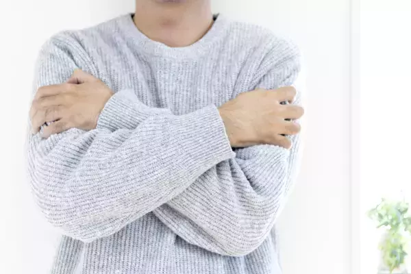 大正健康ナビ、2/4新着情報「男性の冷えとは？不調の原因になる場合も。女性との違いは？」を公開！