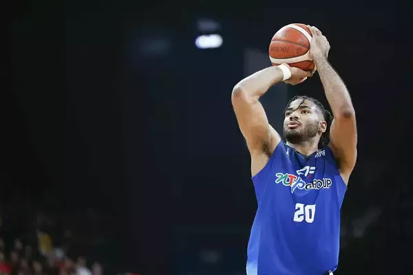 「小学生がプロバスケ選手に英語で直接インタビュー B.LEAGUE「ファイティングイーグルス名古屋」とQQキッズがこども記者体験を実施」の画像