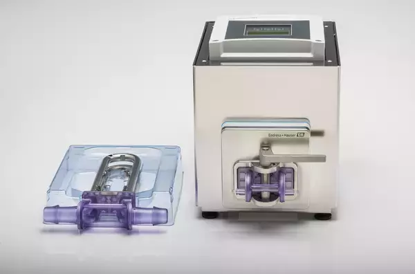 バイオ医薬品産業向けにハイエンドのシングルユース質量流量計《Proline Promass U 500》を発売