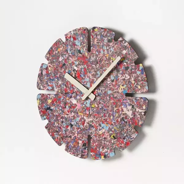 「あなたの提供する衣類（古着-ユニフォーム-制服-作業服‥）が、“世界にひとつのリサイクル壁掛け時計”へ。 「PANECO® Original Clock Project」始動」の画像