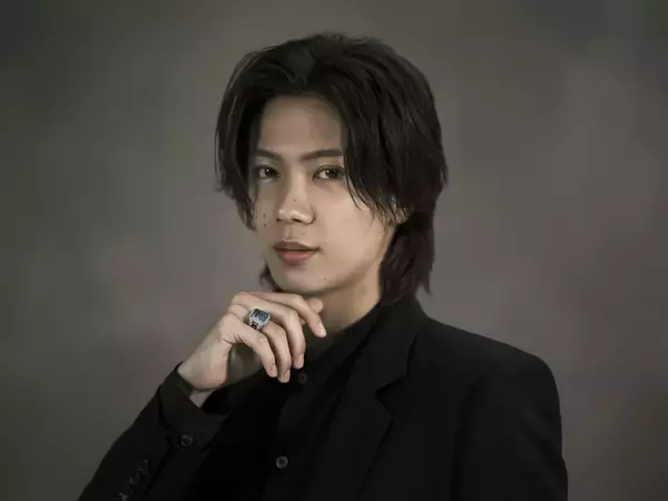 スペシャルコンテンツ「The Layers of Light」公開！　神宮寺勇太、MIKIMOTOのクラフツマンシップに触れる