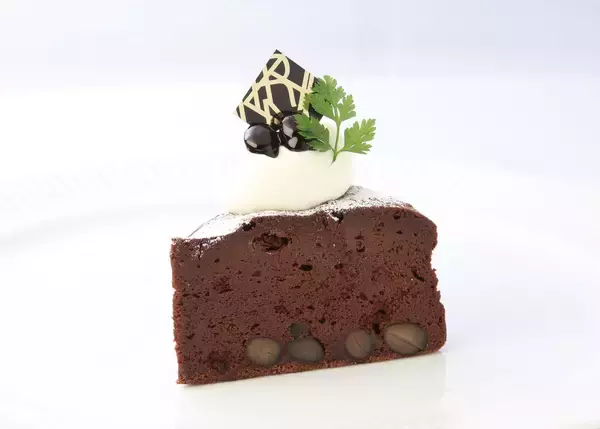 バレンタイン2026年新作｜丹波黒豆のビターなガトーショコラ、パティスリー洛甘舎からデビュー