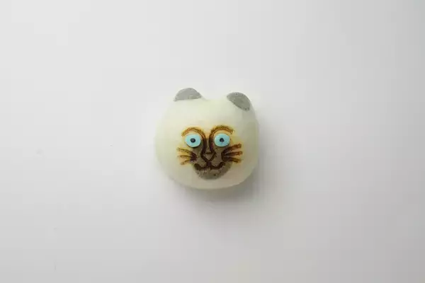 「2月22日 猫の日限定「猫子まんじゅう」がオンラインで発売！飛騨高山・老舗和菓子屋で話題のシリーズに特別な3匹が登場」の画像