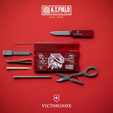 「エヴァンゲリオンのワークブランド「A.T.FIELD EVANGELION WORK」と「VICTORINOX」のコラボによるスマートなカード型マルチツールが2026年5月15日発売」の画像3