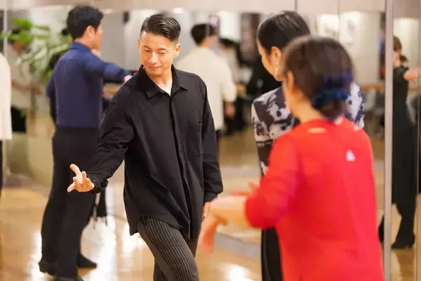 「社交ダンス初心者が急増、会員数75％アップ！DANCE GRANDが始めた“人生後半の新習慣”」の画像