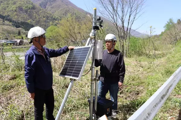 「【岡山理科大学】クマから世界遺産の村を守る！ 岐阜・白川村に「熊ソニック」10基設置」の画像