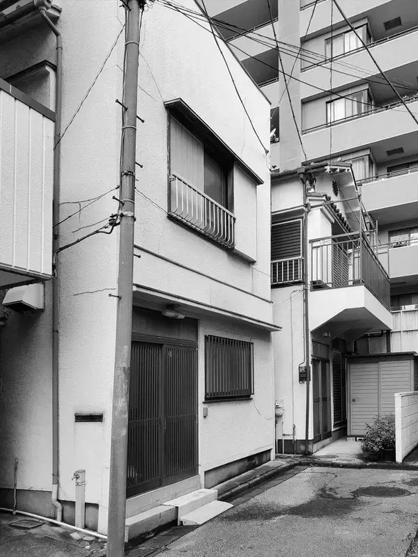 「築43年の空き家を「減築」で再生！敷地13坪で二人暮らしの豊かなコンパクトライフを叶えたモデルハウスを東京・江東区で公開」の画像