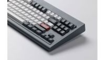 タイプライターみたいな打鍵音とレトロなビジュアル IBM「Model M」から着想得たカーブデザインのキーボード「Smurve80」