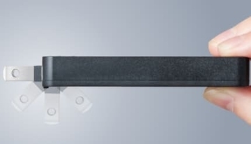 厚さ約12.3mm CIOの場所を選ばず挿せる極薄充電器「NovaPort SLIM DUO II」