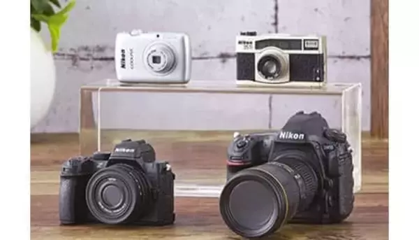 全高1.9～3.5cmでもシャッター押せる ニコンのミニチュアカメラコレクションに新弾登場