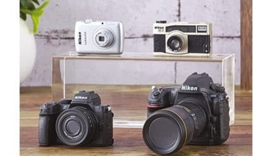 全高1.9～3.5cmでもシャッター押せる ニコンのミニチュアカメラコレクションに新弾登場
