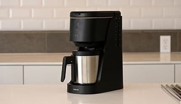 水出しコーヒーが3分以内でつくれちゃう！ホットも水出しも対応の「ハイブリッドコーヒーメーカー」