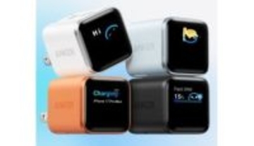 iPhoneの充電状態を詳細に“見える化” Ankerのディスプレー付きUSB急速充電器