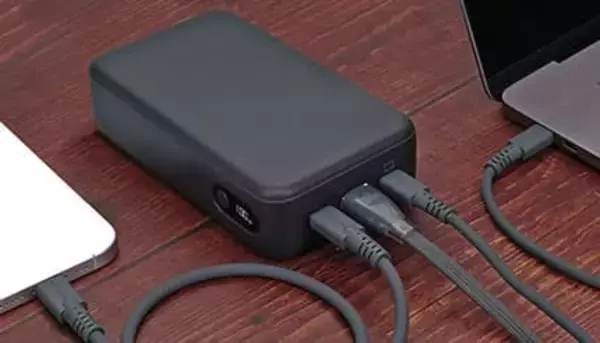 容量デカくて準個体 二重で安心な20000mAhのモバイルバッテリー MOTTERUから登場