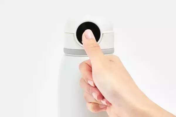 登録した人しか開けられない 指紋認証付きの水筒に1000ml大容量モデル登場