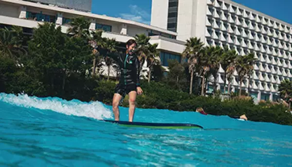 大磯ロングビーチの営業時間外に、サーフィンやSUPの体験イベント