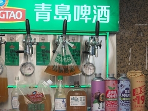 青島はビールとエビで決まり、家電好きなら歴史的実機を心ゆくまで堪能できるハイセンス探索センターだ［道越一郎のカットエッジ］